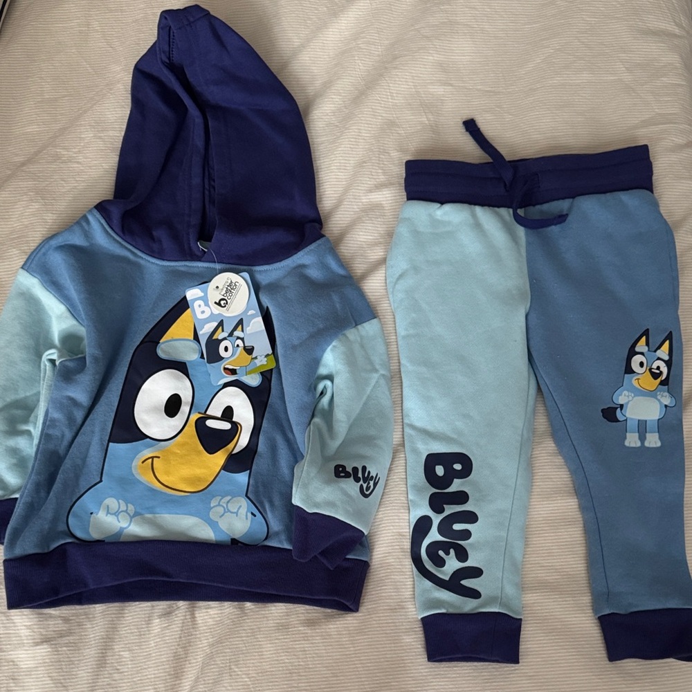 BRAND NEW BLUEY size 2 Kids Hoodie and Jogger Set - Blue